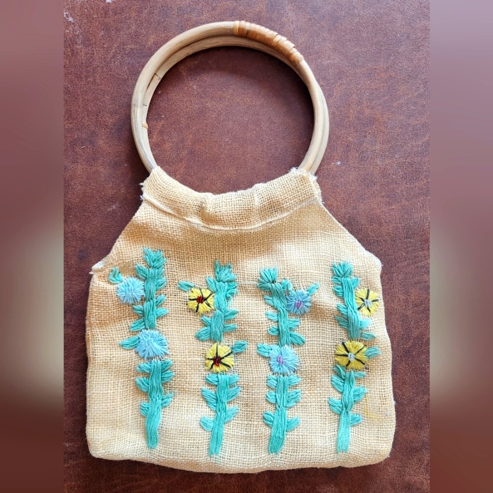 Vintage Embroidered Floral Burlap Bag with Faux Bamboo Ring Handles